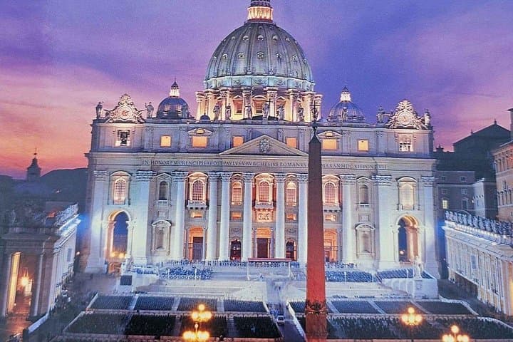St. Peter's Basilica & Vatican Grottoes Guided Tour