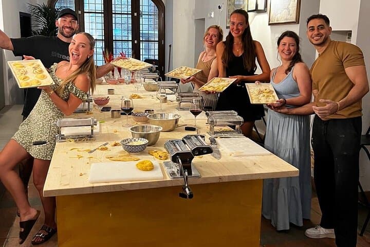 Authentic Pasta Making Class in Florence with a Local Chef