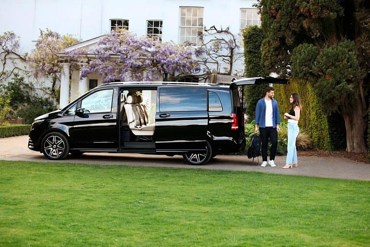 Private Venice Airport Transfer by Water Taxi and Van