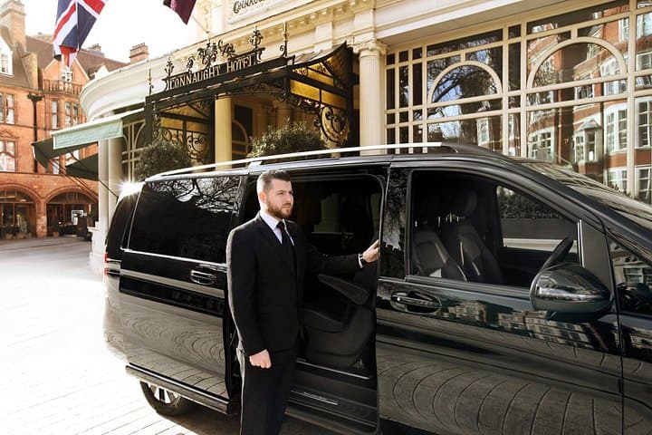 Private Venice Airport Transfer by Water Taxi and Van