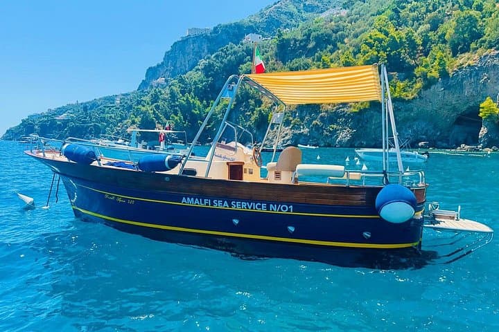 Private Boat Experience in Amalfi Coast Full Day