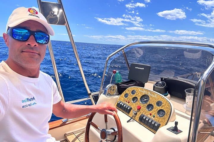 Private Boat Experience in Amalfi Coast Full Day
