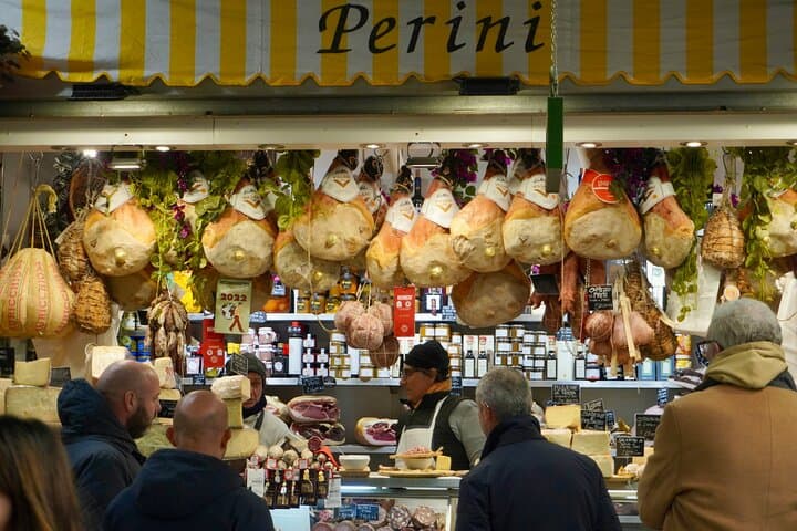 MaMa Florence Guided Market Tour and 4 Course-Pasta Cooking Class