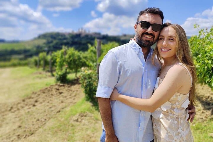Tuscany Wine Tour: 2 Wineries & Chianti from San Gimignano
