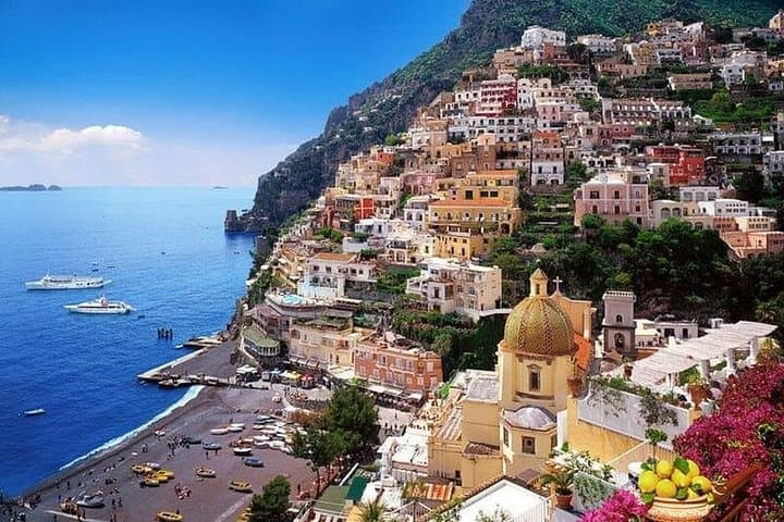 Private audio-guided Amalfi Coast Vespa Tour with driver