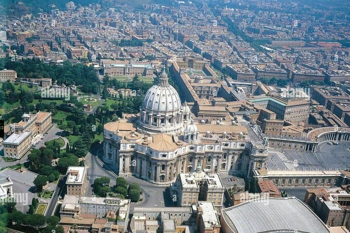 Rome:St Peters Basilica Underground Tour With Dome Climb