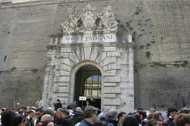 Vatican Museums and Sistine Chapel Guided Tour (English)
