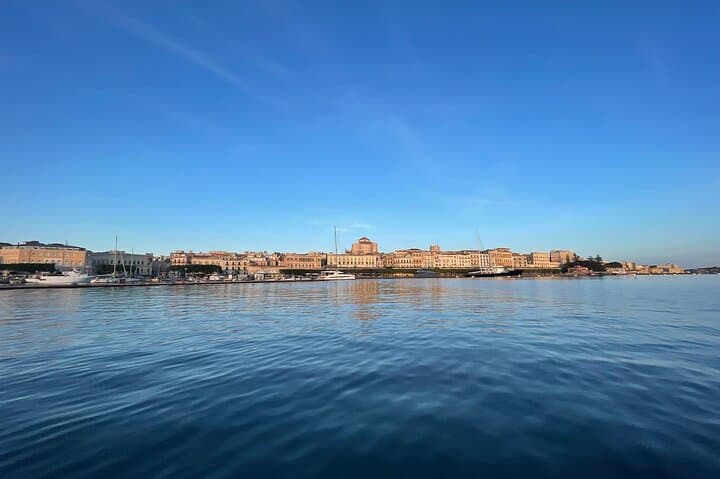 Snorkeling Tour of the Sea Caves of Ortigia