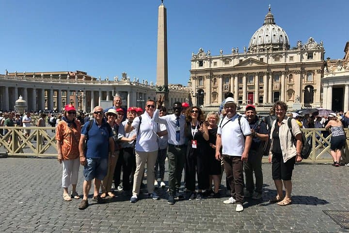 St. Peter’s Basilica Prority entrance with audioguide and Dome