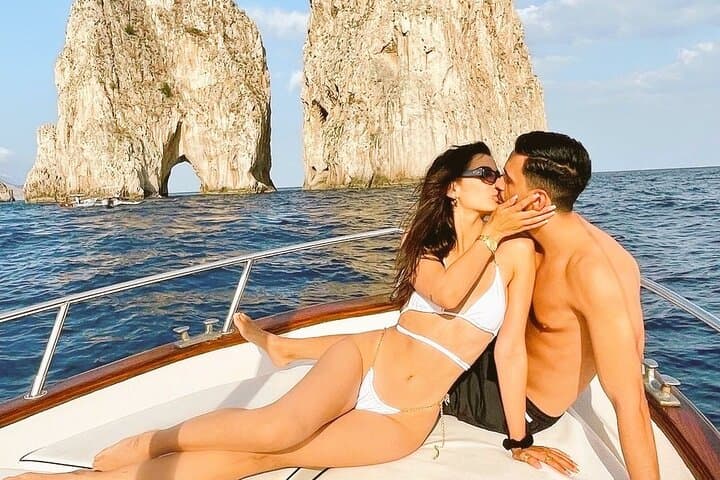 Exclusive Capri Secret Corners : Private Classic Boat Experience