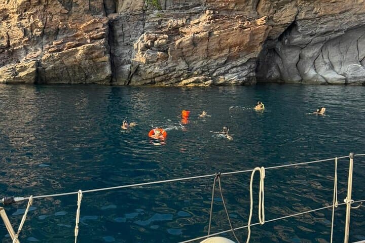 Boat Snorkeling with Aperitif on Board at Sunset