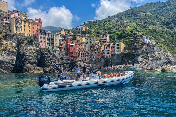 Experience the Cinque Terre by boat with Kalos Italian Experiences!