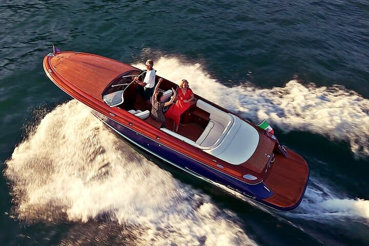1 Hour Private Boat Tour on Lake Como