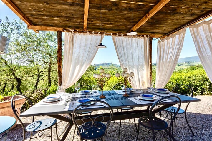 Tuscan Cooking Class with Pasta, Tiramisu & Local Wine