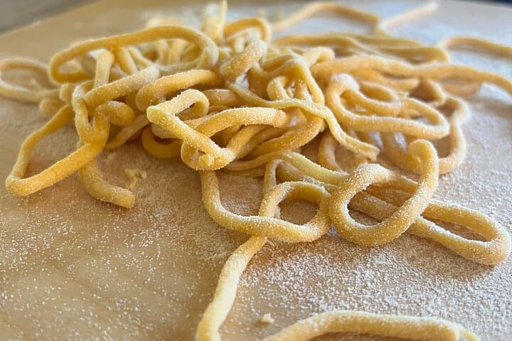 Fresh Pasta & Gelato Cooking Class in a Roman Home with Cristina