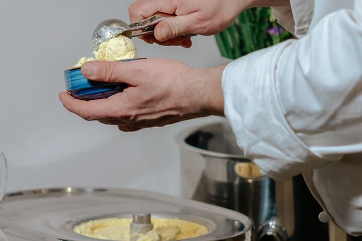 Afternoon Gelato Biscotti Making Class in Florence