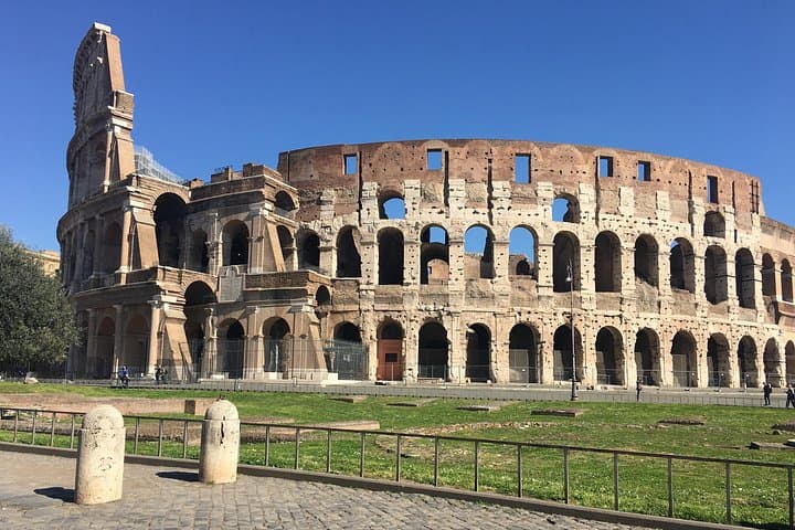 tickets the magnificent and unique Colosseum, Forum and Palatine