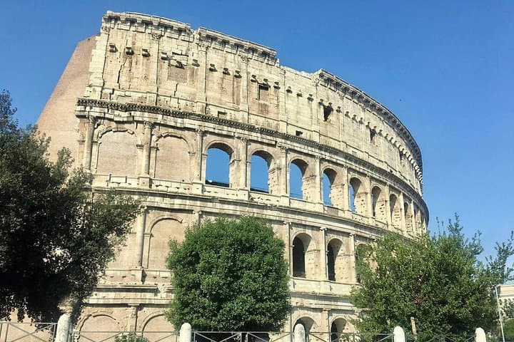 tickets the magnificent and unique Colosseum, Forum and Palatine