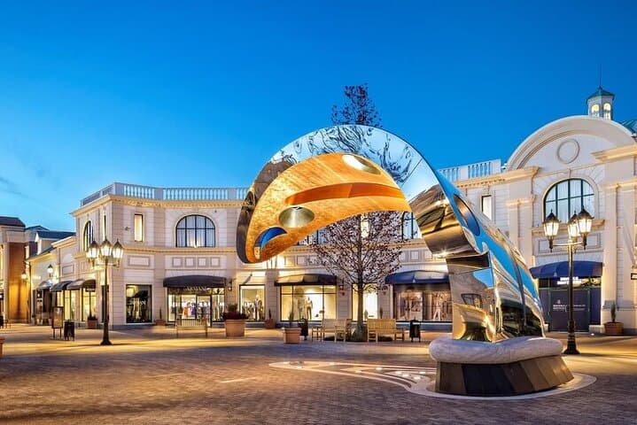 Luxury Shopping Escape from Venice – Prada, Gucci &More at Outlet