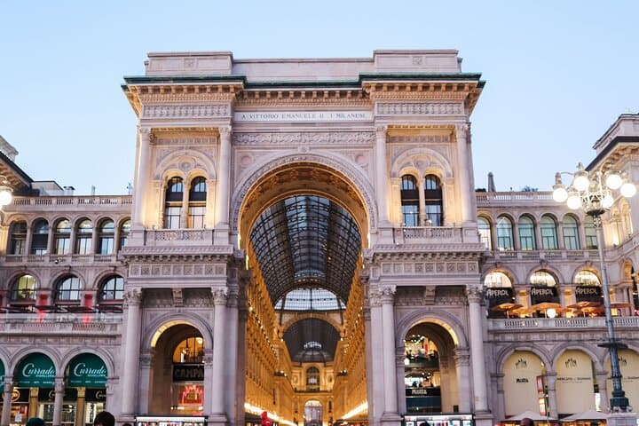 Small-Group Highlights of Milan Bike Tour