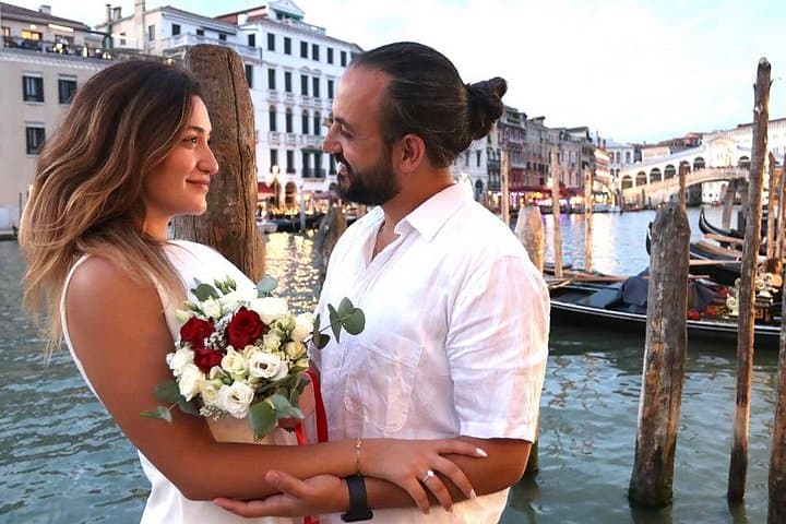 V.I.P Marriage proposal in Gondola