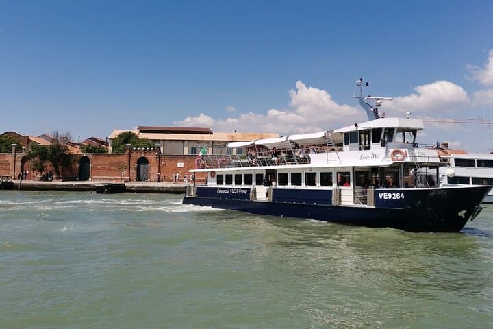Direct transfer from Punta Sabbioni to San Marco with ISLANDS TOUR