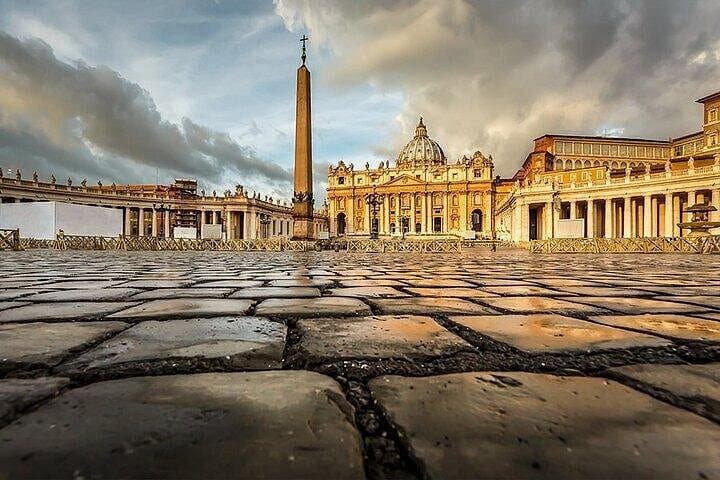 Sistine Chapel & Vatican Museum Fast-Track-Entry-Ticket