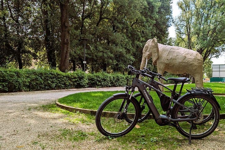 Guided E-Bike tour of the historic center of Perugia