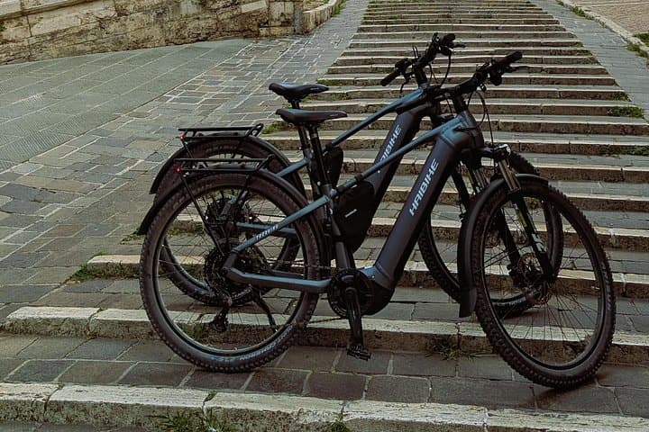 Guided E-Bike tour of the historic center of Perugia