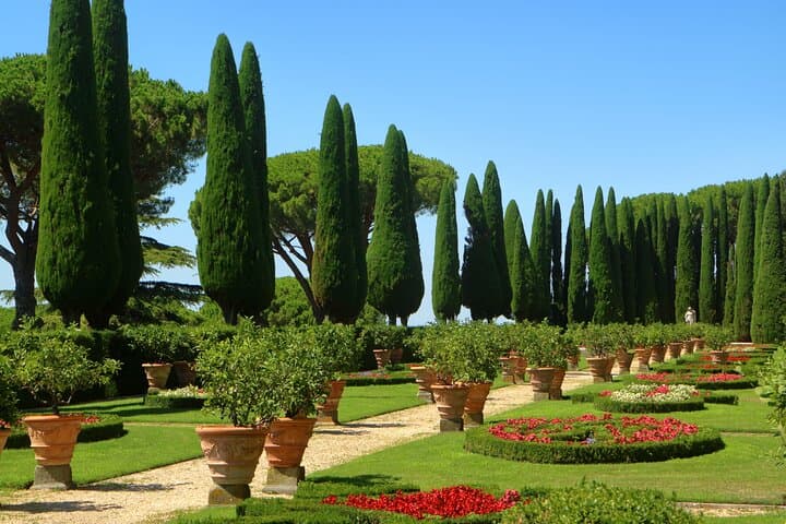Castel Gandolfo: Pontifical Gardens Bus, Pope's Apartments & Dome