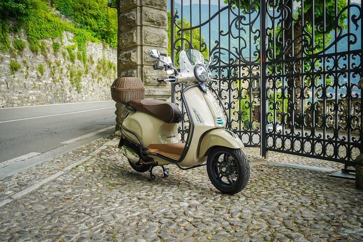 Lake Como Vespa Rental