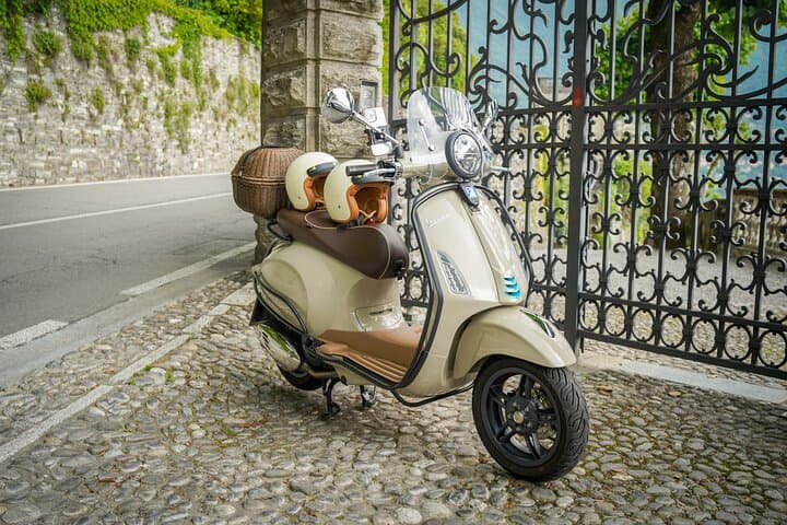 Lake Como Vespa Rental