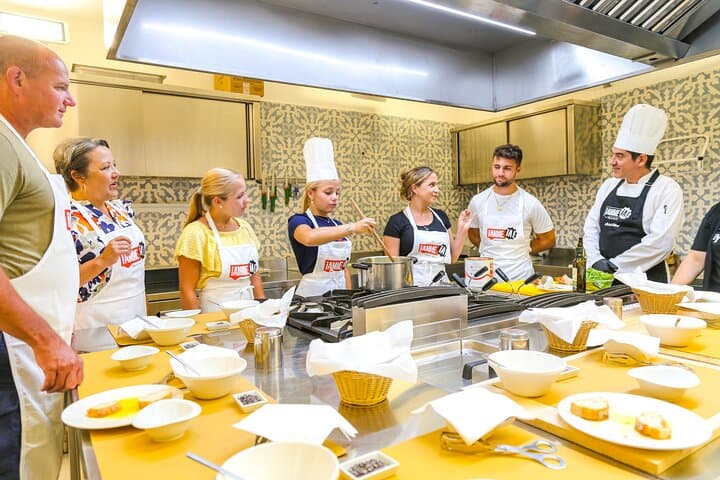 Sorrento: Hands-On Cooking Class Pasta, Tiramisu & Limoncello
