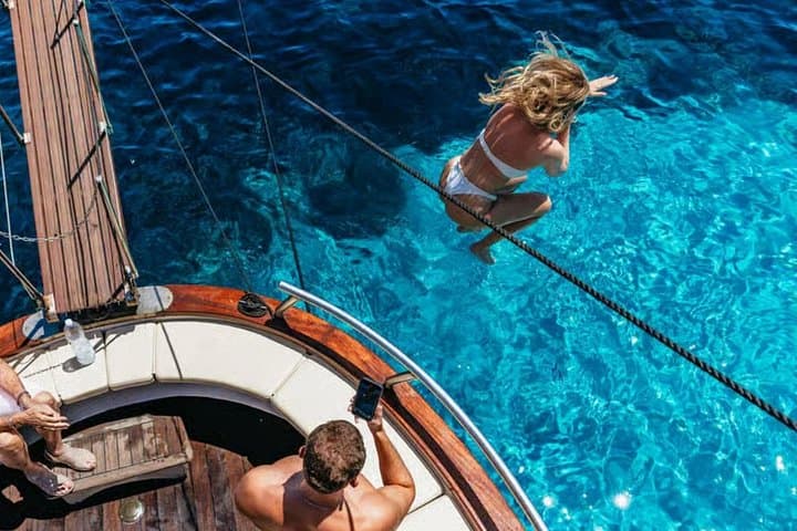 Boat Tour to Caprera and La Maddalena Archipelago