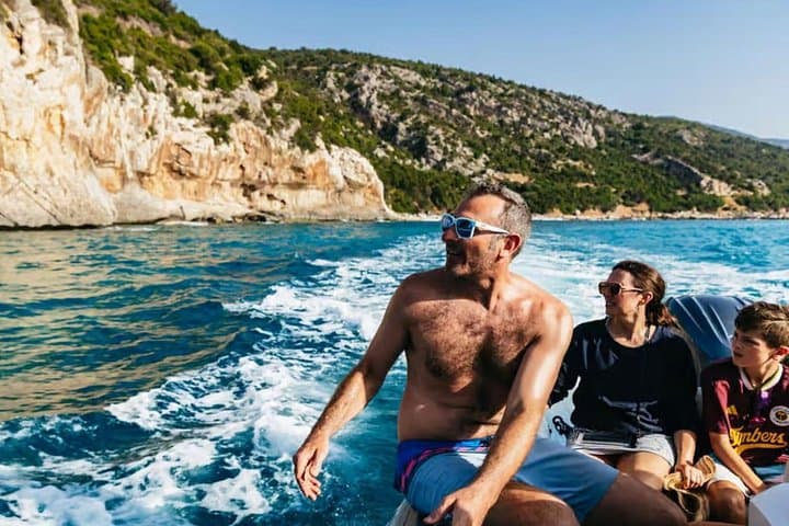 From Cala Gonone: Dinghy trip in the Gulf of Orosei