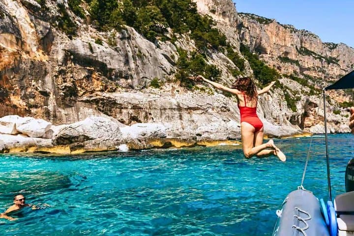 From Cala Gonone: Dinghy trip in the Gulf of Orosei
