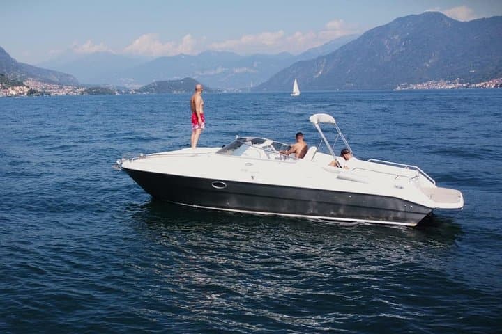 Private Tour Lake Como - 2h of Villas, Photos, Openwine & Swim