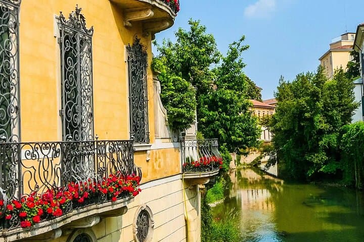 Padova Private Walking Tour with a Local