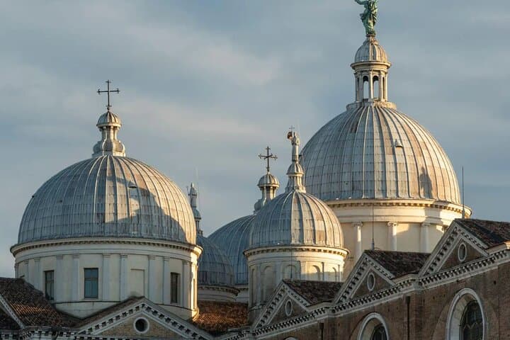 Padova Private Walking Tour with a Local