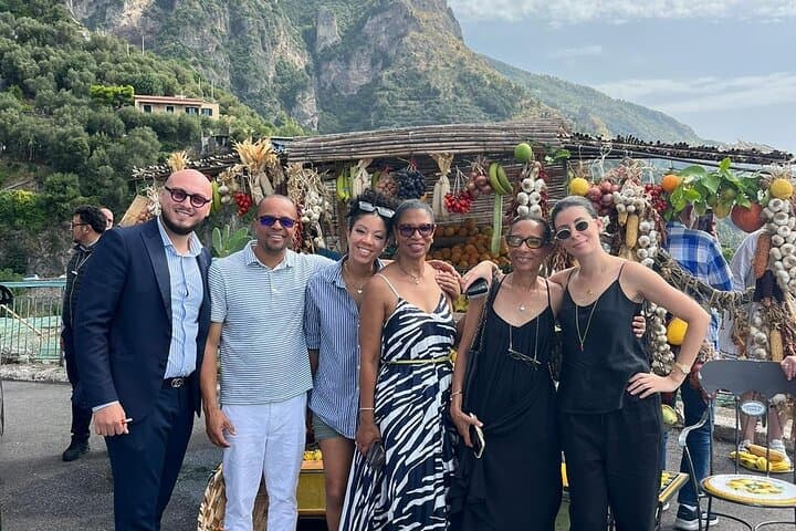 photo stop at fruit vendor positano