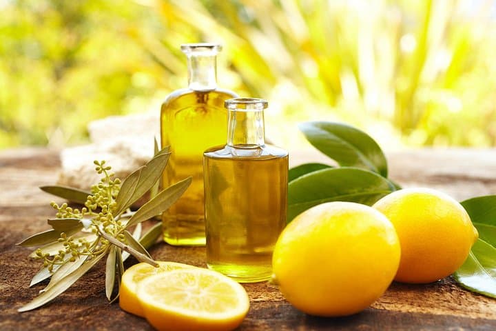 Discover Sorrento with food tasting and walking Tour