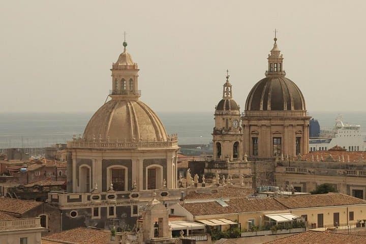 Catania Private Transfer (Taormina, Siracusa, Noto, Messina, Naxos, Etna, etc)