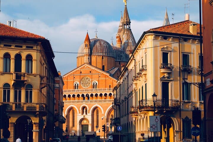Venice and the Dolomites 6 Day Mini Coach Tour from Milan