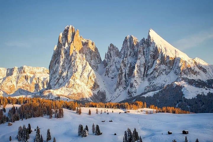 Dolomites and Lago di Braies Day Tour with Private Car and Guide
