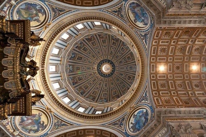 Prority entrance St. Peter's Basilica with Audioguide
