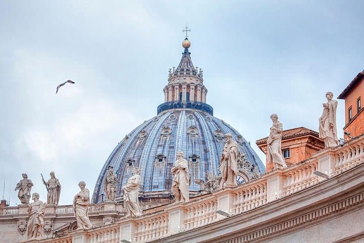 Prority entrance St. Peter's Basilica with Audioguide