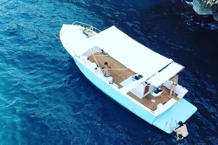 Boat tour to the caves of Santa Maria di Leuca