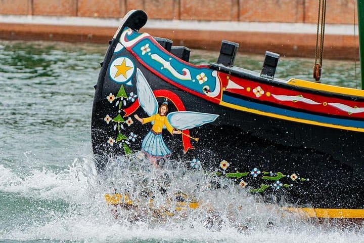 Bragozzo Boat Tour Around Venice See the Highlights