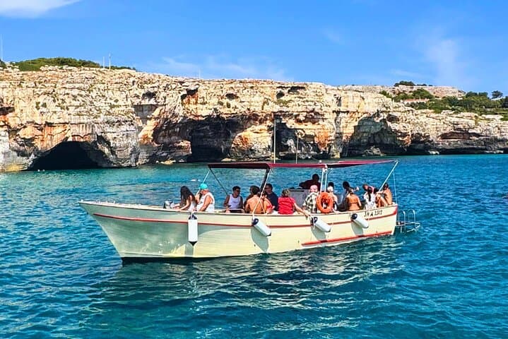 Our passenger transport "Anema and Core" while sailing to visit the wonderful caves and crystal clear waters of Santa Maria di Leuca.