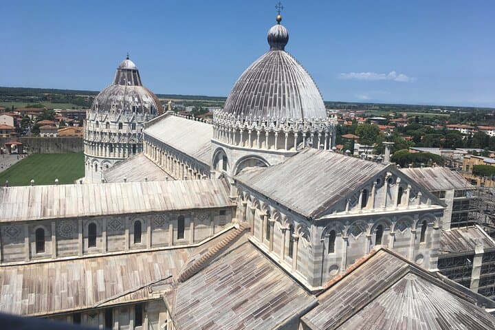 Pisa highlights tour:Baptistery,Cathedral &optional Leaning Tower